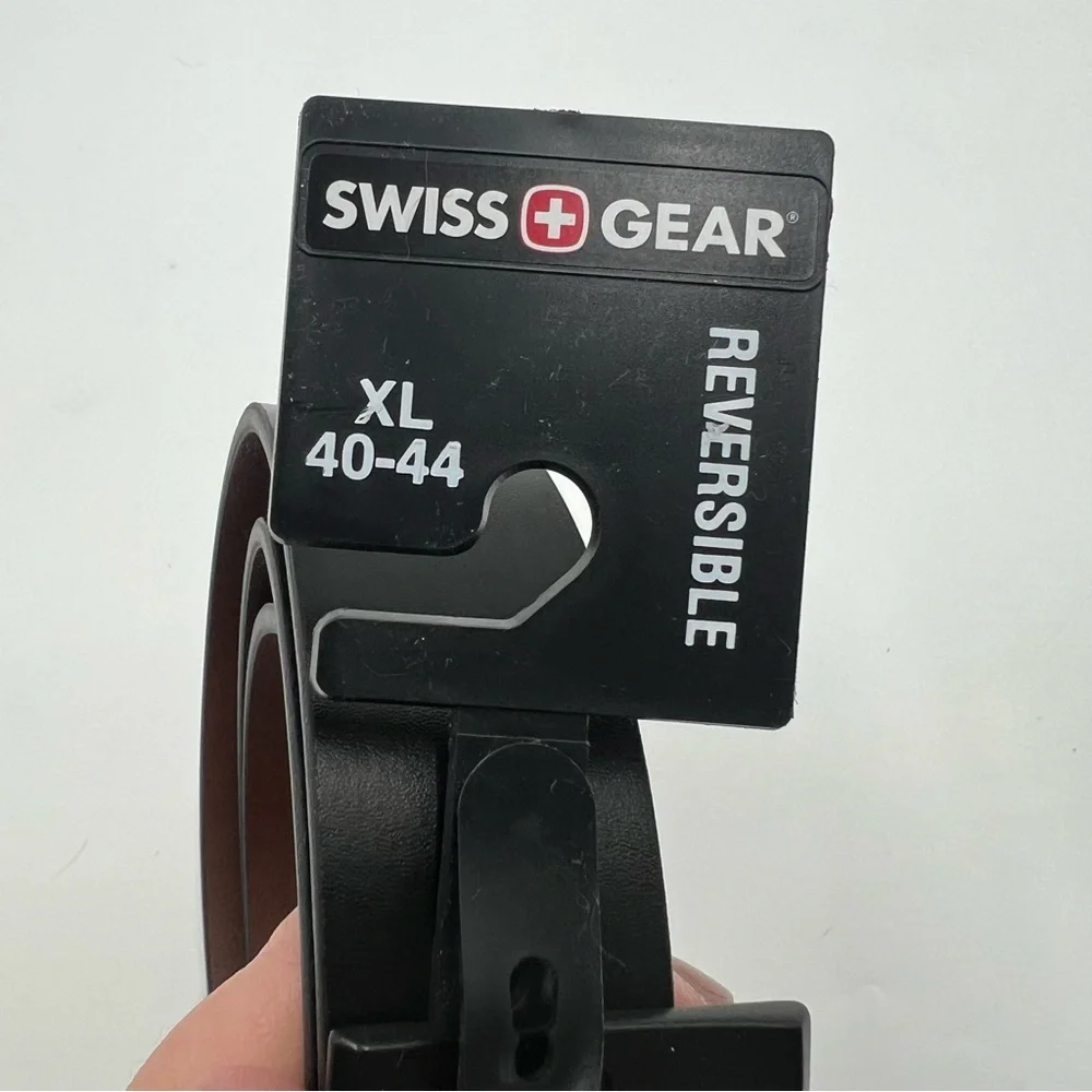 Men's Swiss Gear black/brown reversible belt sz XL 40-44. NWT‎